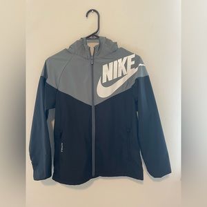 Nike Boy's Sportswear Windrunner Hooded Jacket